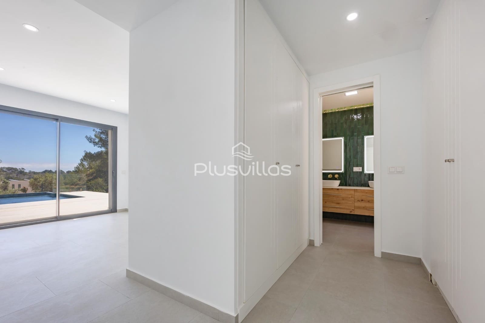 4 bedroom Villa for sale in Benissa with pool - € 1,700,000 (Ref: 8506128)