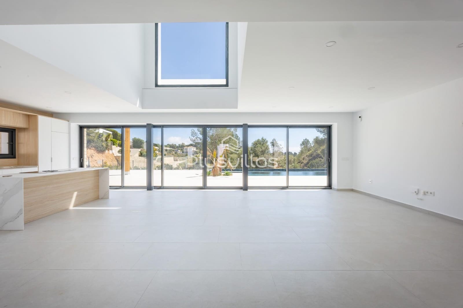 4 bedroom Villa for sale in Benissa with pool - € 1,700,000 (Ref: 8506128)