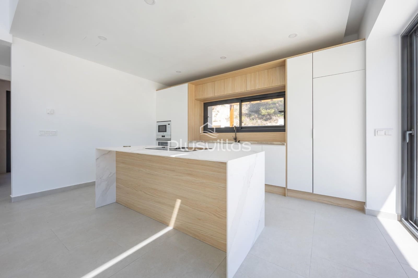 4 bedroom Villa for sale in Benissa with pool - € 1,700,000 (Ref: 8506128)