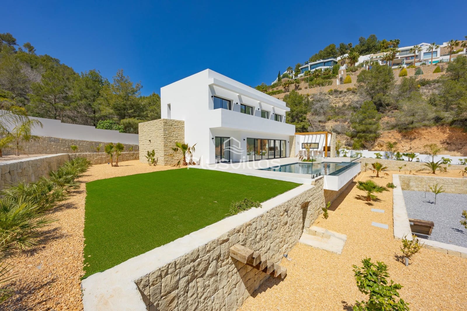 4 bedroom Villa for sale in Benissa with pool - € 1,700,000 (Ref: 8506128)