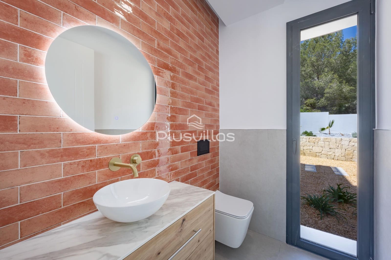 4 bedroom Villa for sale in Benissa with pool - € 1,700,000 (Ref: 8506128)
