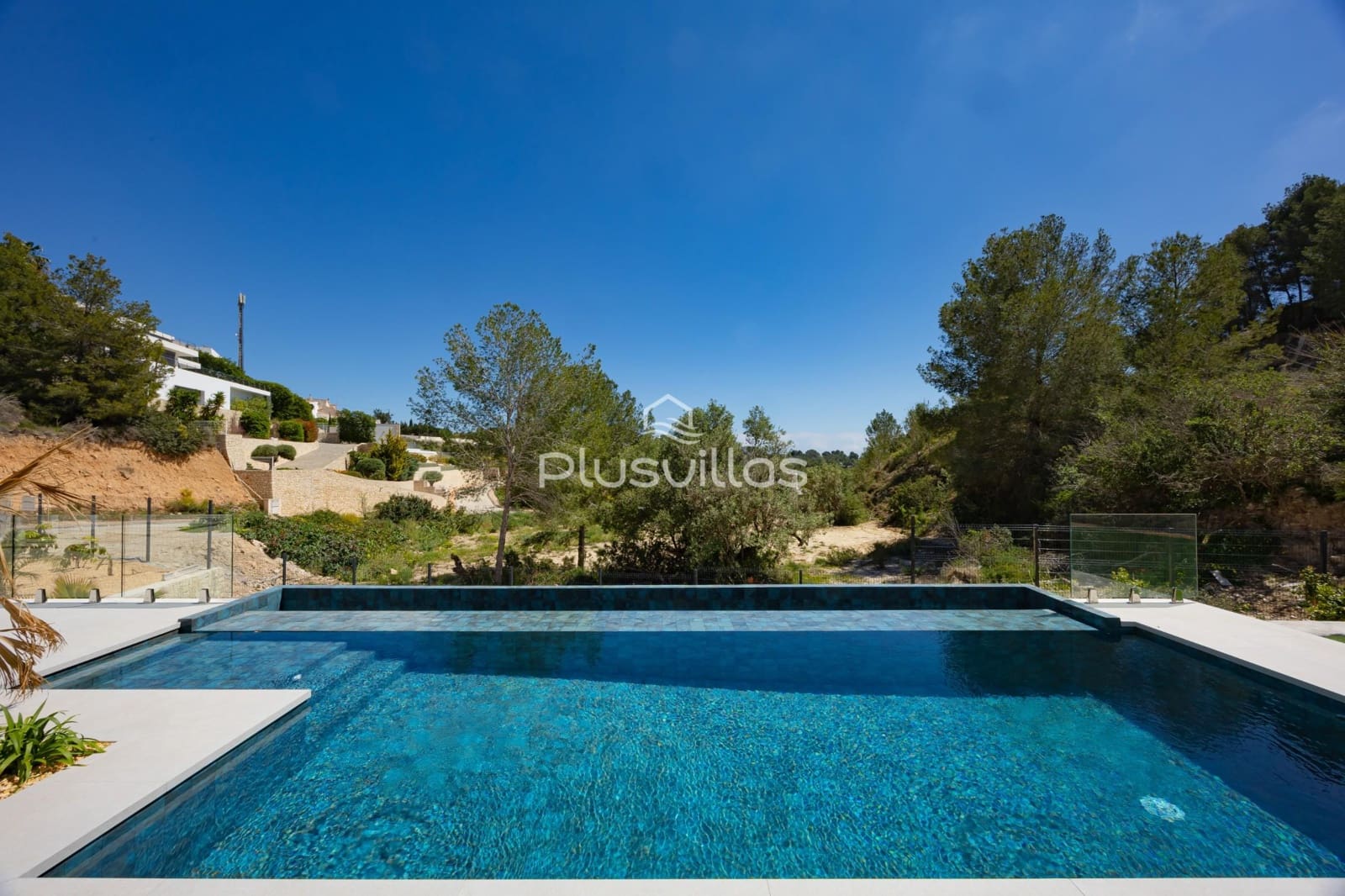 4 bedroom Villa for sale in Benissa with pool - € 1,700,000 (Ref: 8506128)