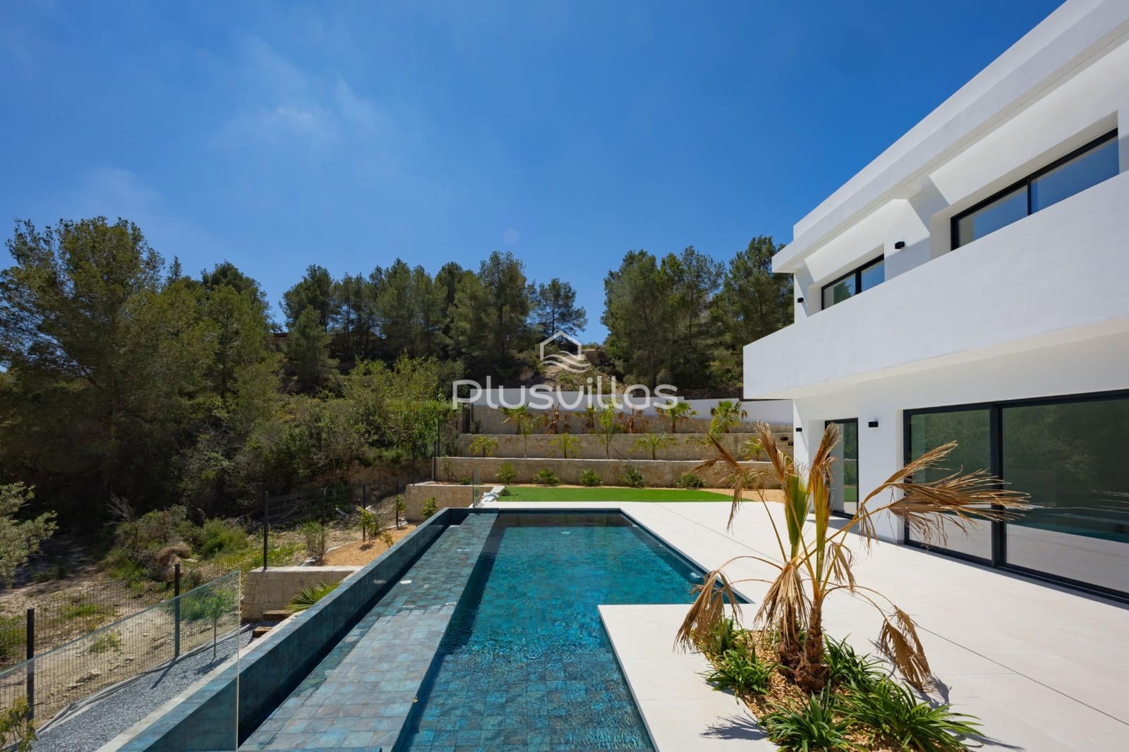 4 bedroom Villa for sale in Benissa with pool - € 1,700,000 (Ref: 8506128)