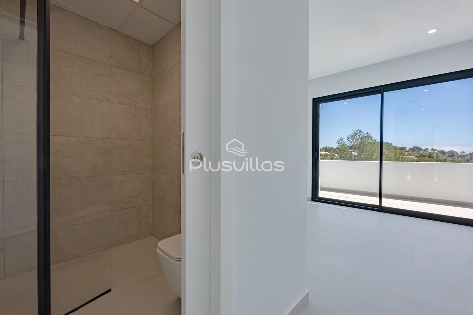 4 bedroom Villa for sale in Benissa with pool - € 1,700,000 (Ref: 8506128)