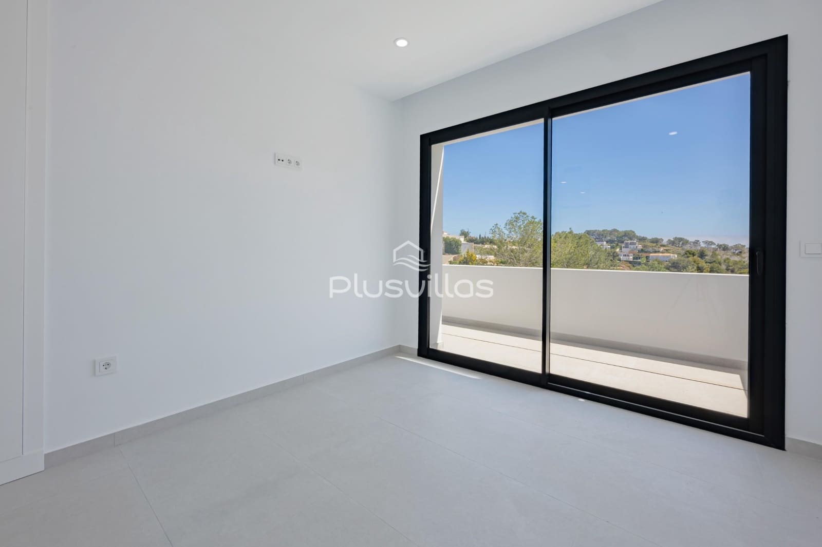 4 bedroom Villa for sale in Benissa with pool - € 1,700,000 (Ref: 8506128)