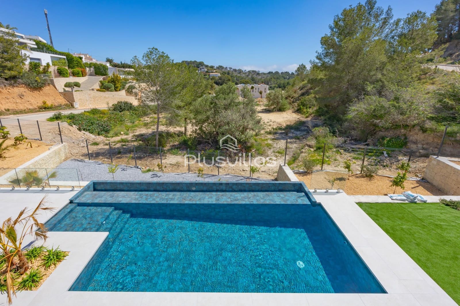 4 bedroom Villa for sale in Benissa with pool - € 1,700,000 (Ref: 8506128)