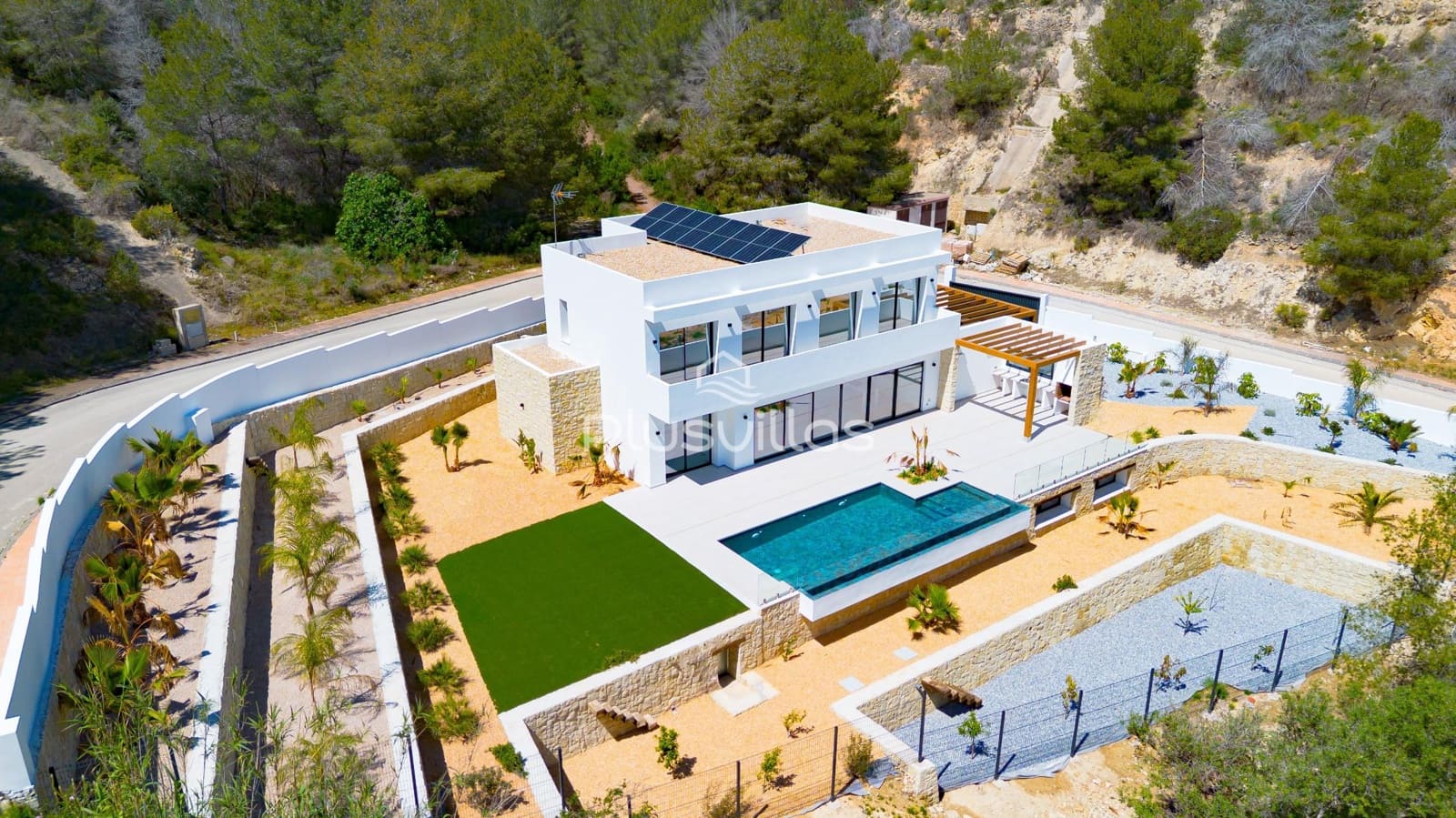 4 bedroom Villa for sale in Benissa with pool - € 1,700,000 (Ref: 8506128)