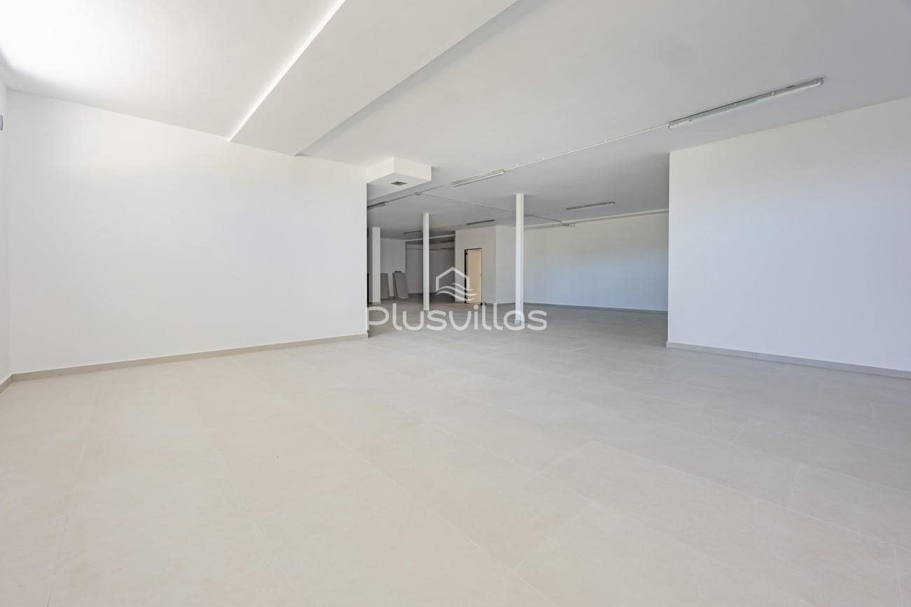 4 bedroom Villa for sale in Benissa with pool - € 1,700,000 (Ref: 8506128)
