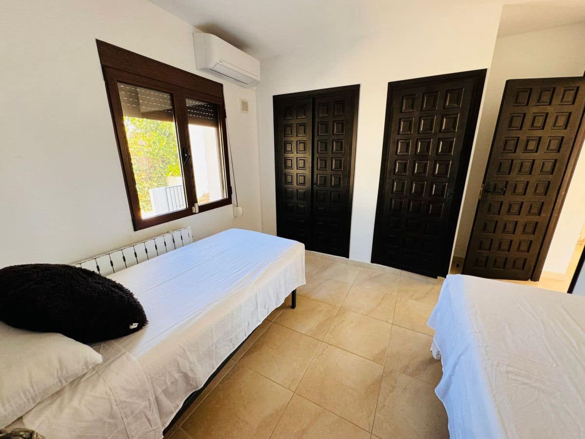 Chalet de 3 habitaciones en Benissa en venta con piscina - 790.000 € (Ref: 8560063)