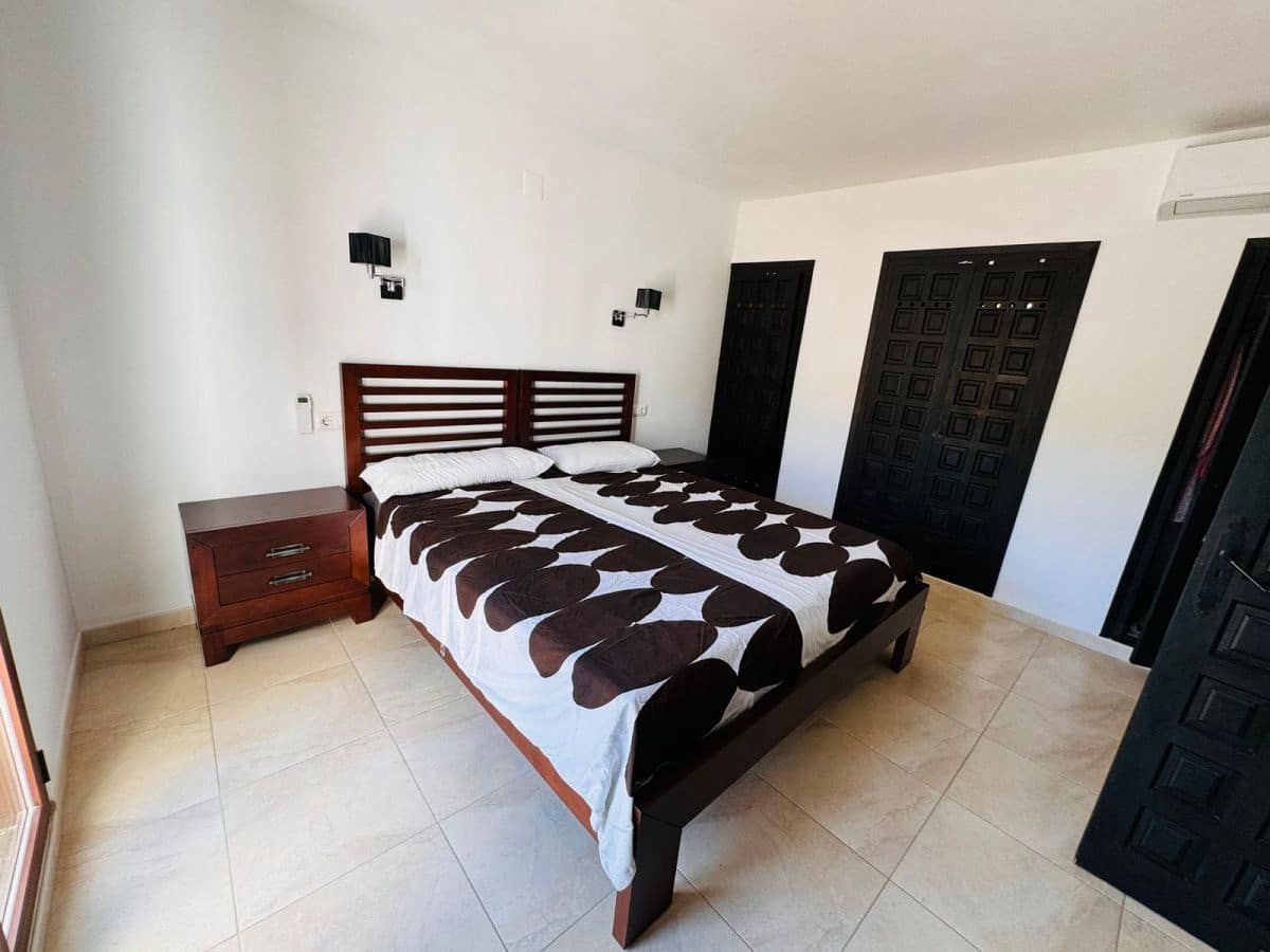 Chalet de 3 habitaciones en Benissa en venta con piscina - 790.000 € (Ref: 8560063)