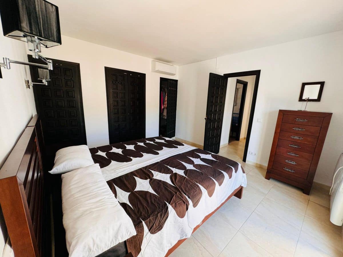 Chalet de 3 habitaciones en Benissa en venta con piscina - 790.000 € (Ref: 8560063)