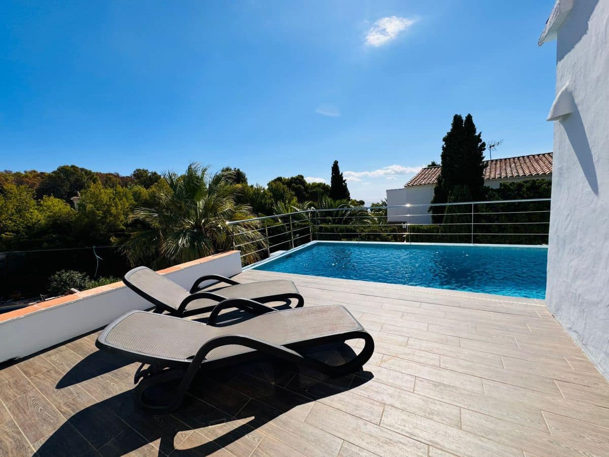 Chalet de 3 habitaciones en Benissa en venta con piscina - 790.000 € (Ref: 8560063)