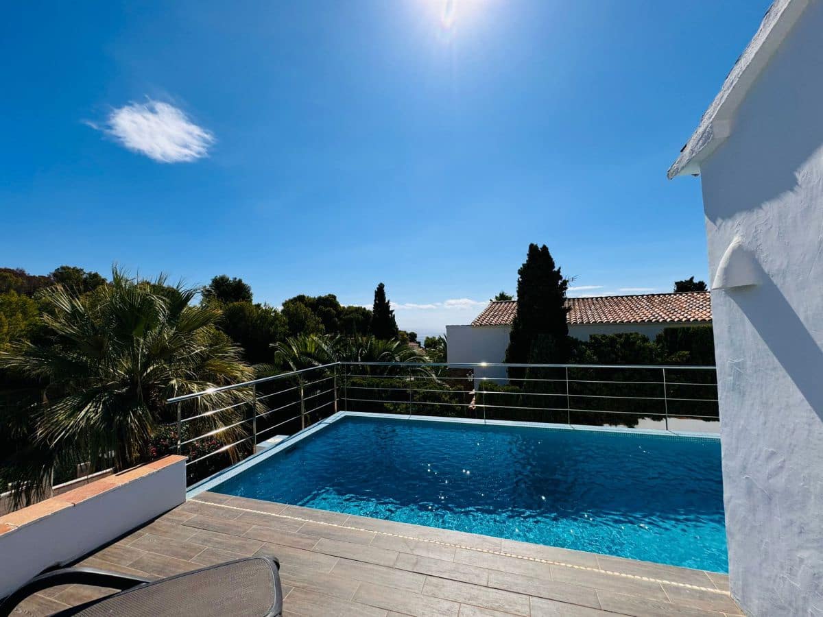 Chalet de 3 habitaciones en Benissa en venta con piscina - 790.000 € (Ref: 8560063)