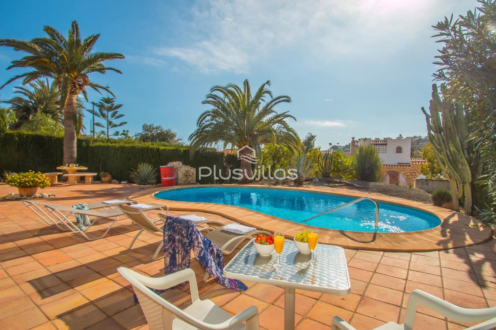 3 soveværelse Villa til salg i Calpe / Calp med swimmingpool - € 650.000 (Ref: 8625203)