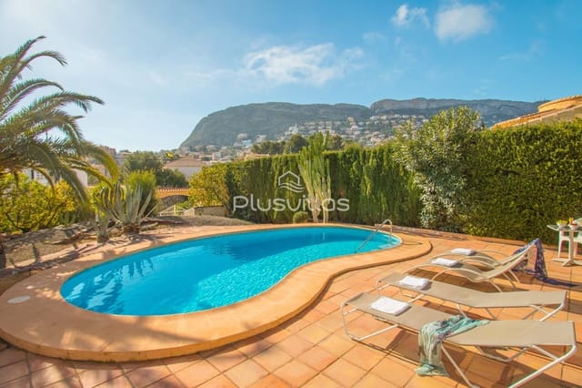 3 soveværelse Villa til salg i Canuta, Calpe / Calp med swimmingpool - € 650.000 (Ref: 8625203)