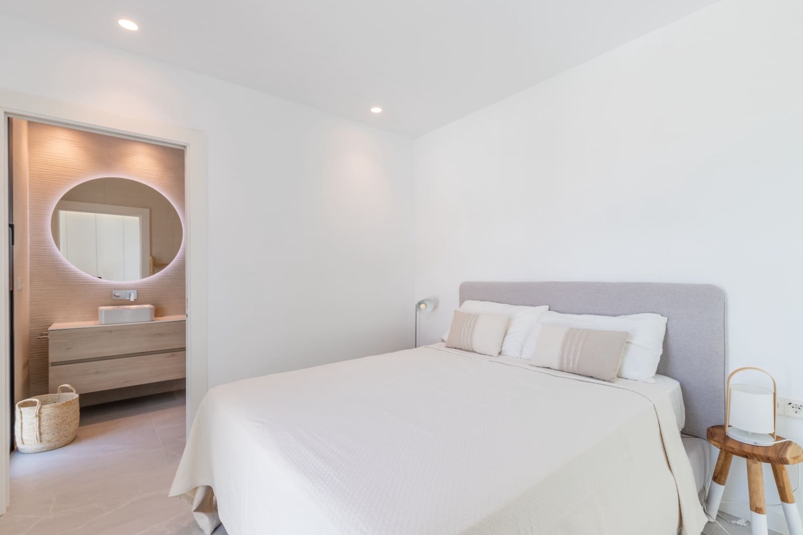 4 chambre Villa/Maison à vendre à Benissa avec piscine - 1 250 000 € (Ref: 8648410)