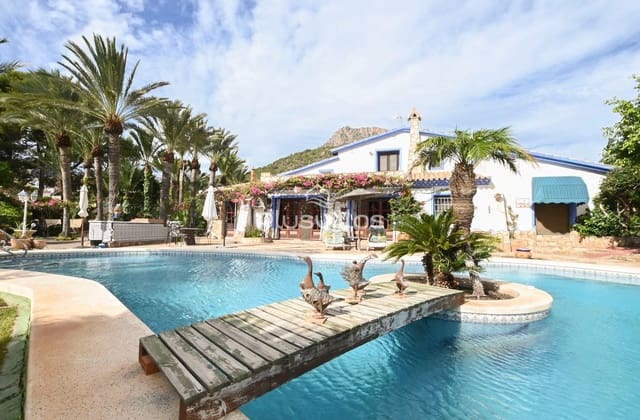 4 chambre Villa/Maison à vendre à Canuta, Calpe / Calp avec piscine - 2 500 000 € (Ref: 8670675)