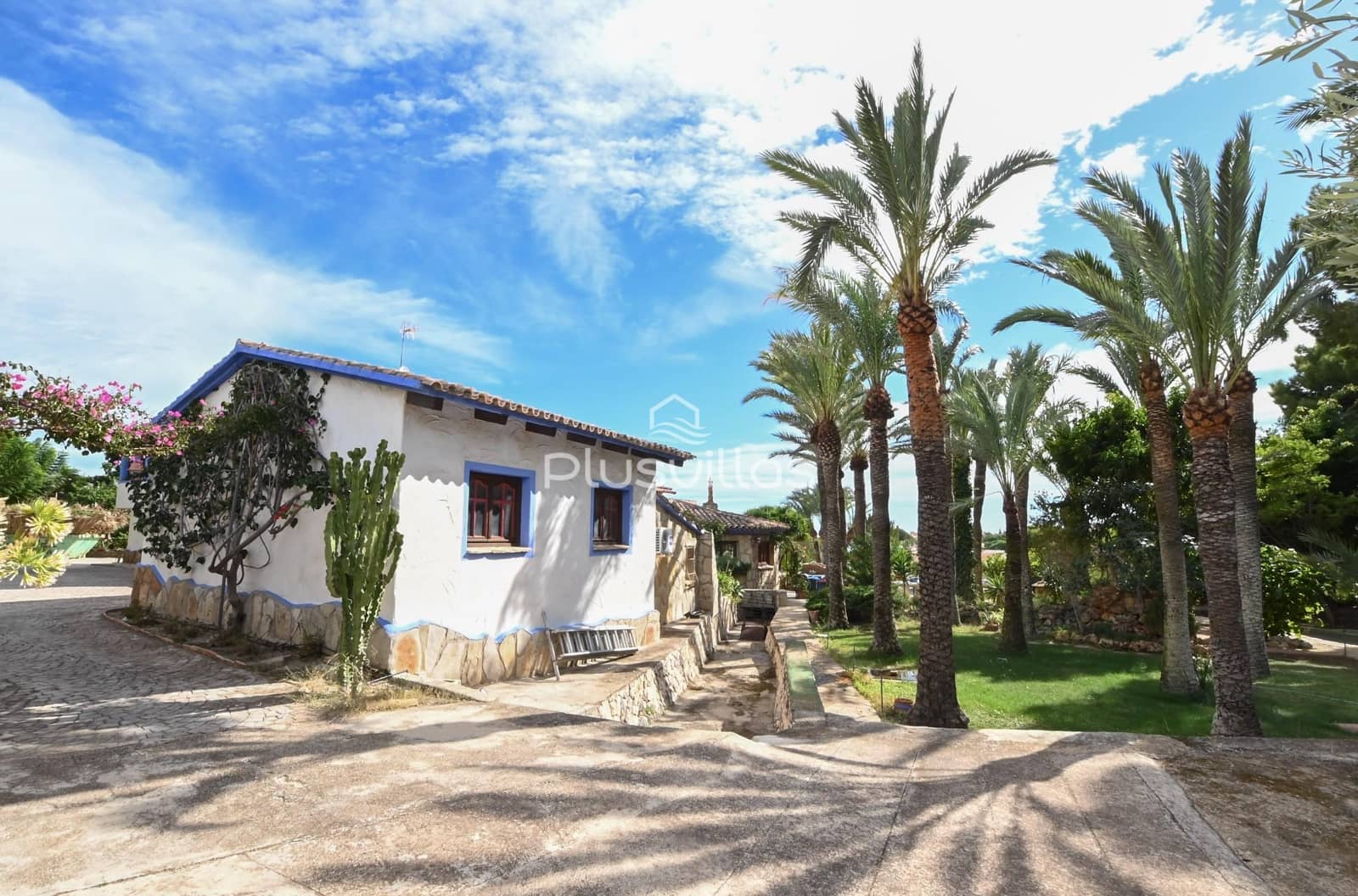 4 soveværelse Villa til salg i Calpe / Calp med swimmingpool - € 2.500.000 (Ref: 8670675)