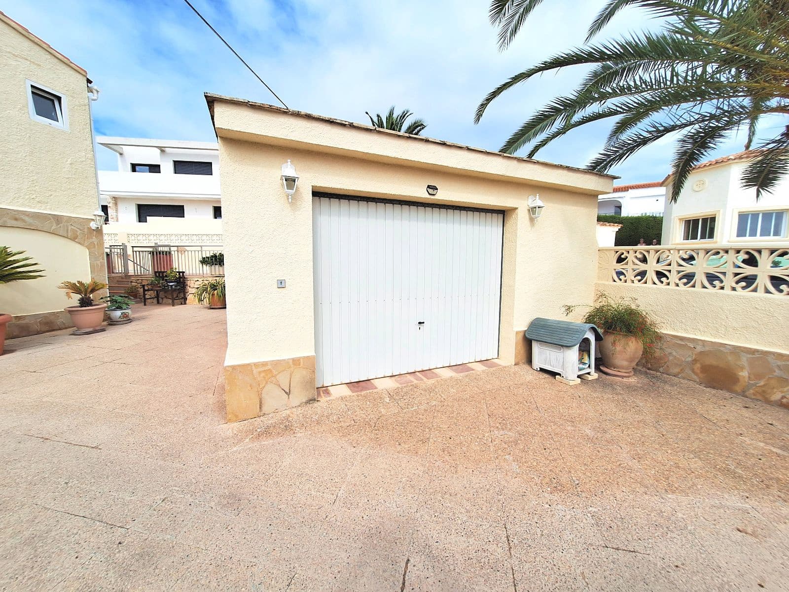 Chalet de 4 habitaciones en Calpe / Calp en venta con piscina - 532.000 € (Ref: 8676175)