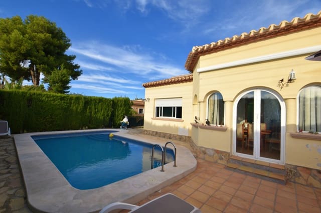 6 soveværelse Villa til salg i Cap Martí - El Tossalet - Pinomar, Javea / Xàbia med swimmingpool - € 590.000 (Ref: 8688034)