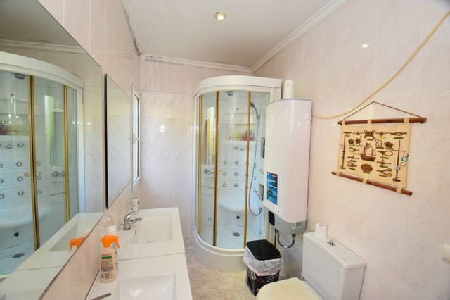 6 soveværelse Villa til salg i Cap Martí - El Tossalet - Pinomar, Javea / Xàbia med swimmingpool - € 590.000 (Ref: 8688034)