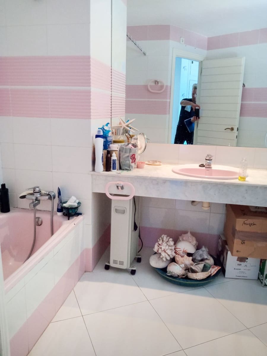 13 bedroom Villa for sale in Benidorm with pool - € 1,980,000 (Ref: 8696872)