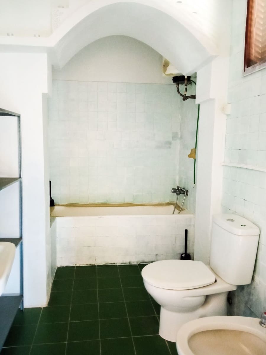 13 bedroom Villa for sale in Benidorm with pool - € 1,980,000 (Ref: 8696872)