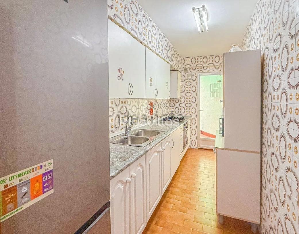 3 bedroom Apartment for sale in Calpe / Calp - € 220,000 (Ref: 8735751)