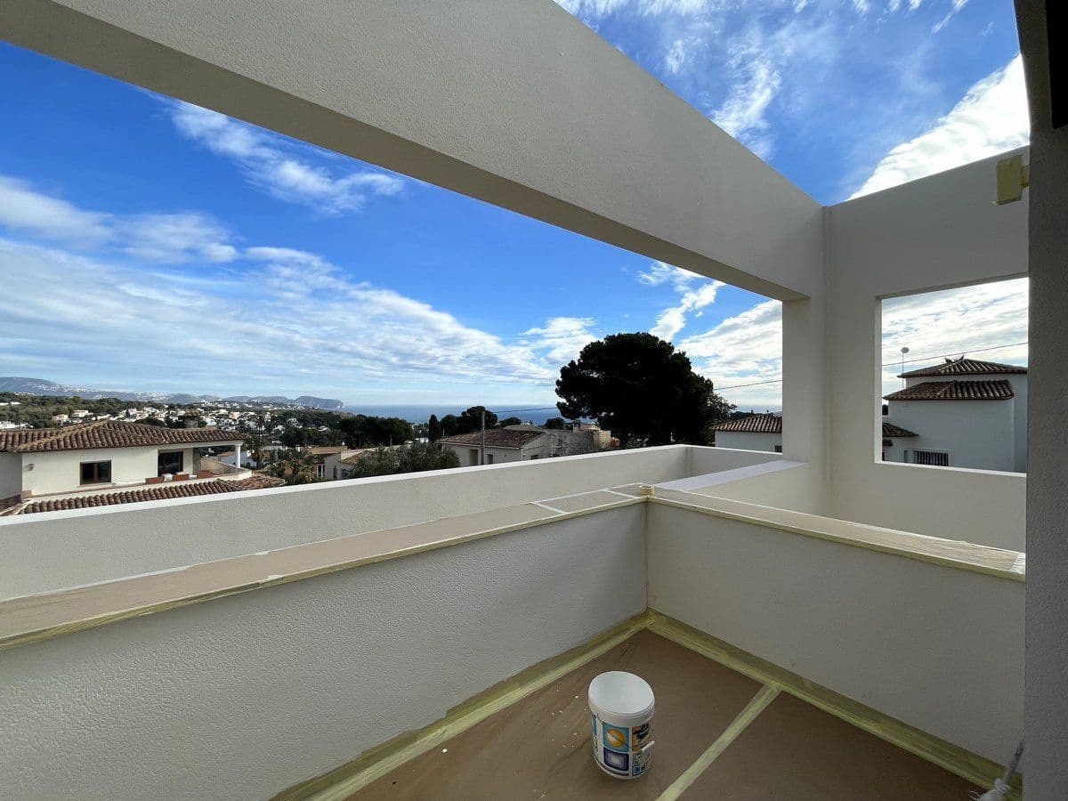 4 bedroom Villa for sale in Benissa with pool - € 2,260,000 (Ref: 8784230)