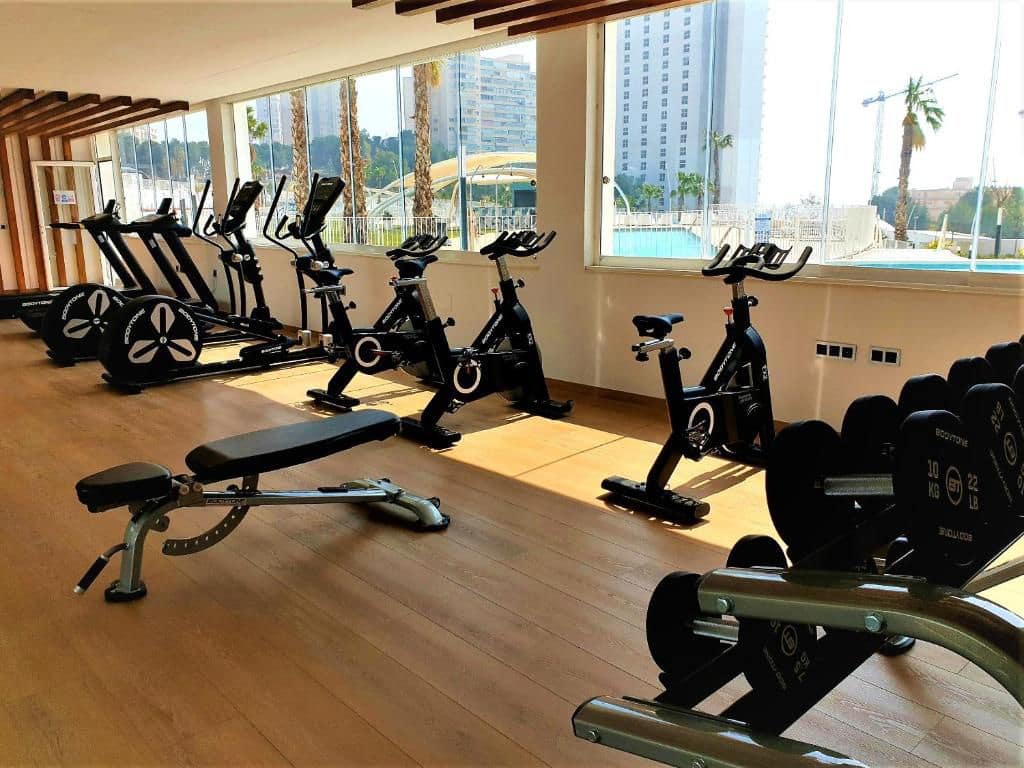 3 soveværelse Lejlighed til salg i Benidorm med swimmingpool - € 699.000 (Ref: 8816228)