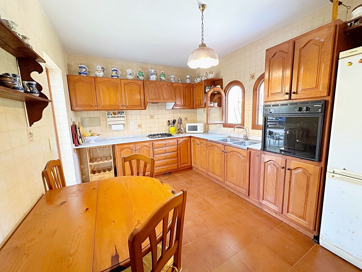 Chalet de 4 habitaciones en Calpe / Calp en venta con piscina - 710.000 € (Ref: 8855355)