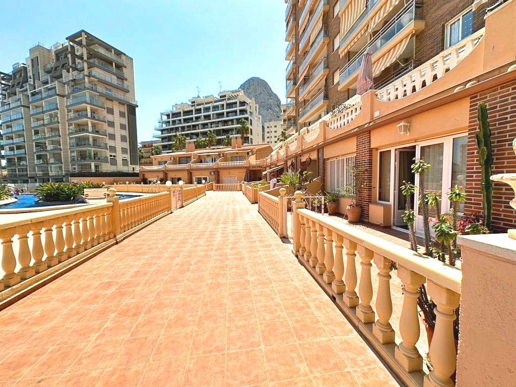 4 chambre Appartement à vendre à Calpe / Calp avec piscine - 335 000 € (Ref: 8855356)