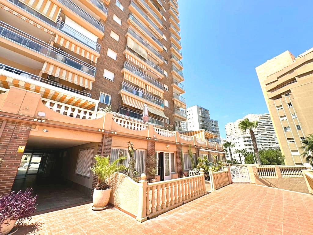 4 chambre Appartement à vendre à Calpe / Calp avec piscine - 335 000 € (Ref: 8855356)