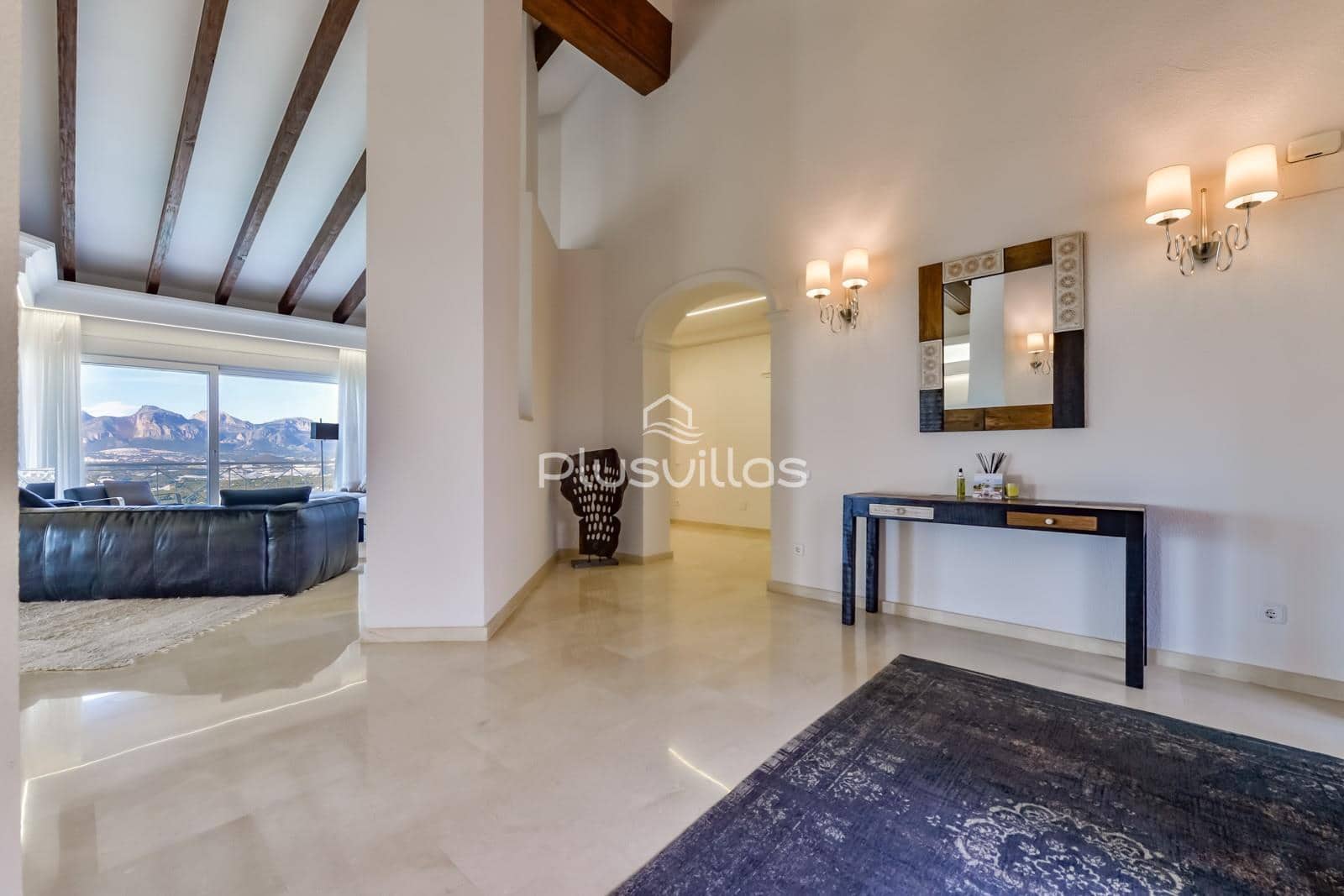 4 bedroom Villa for sale in Altea with pool - € 2,650,000 (Ref: 8862869)