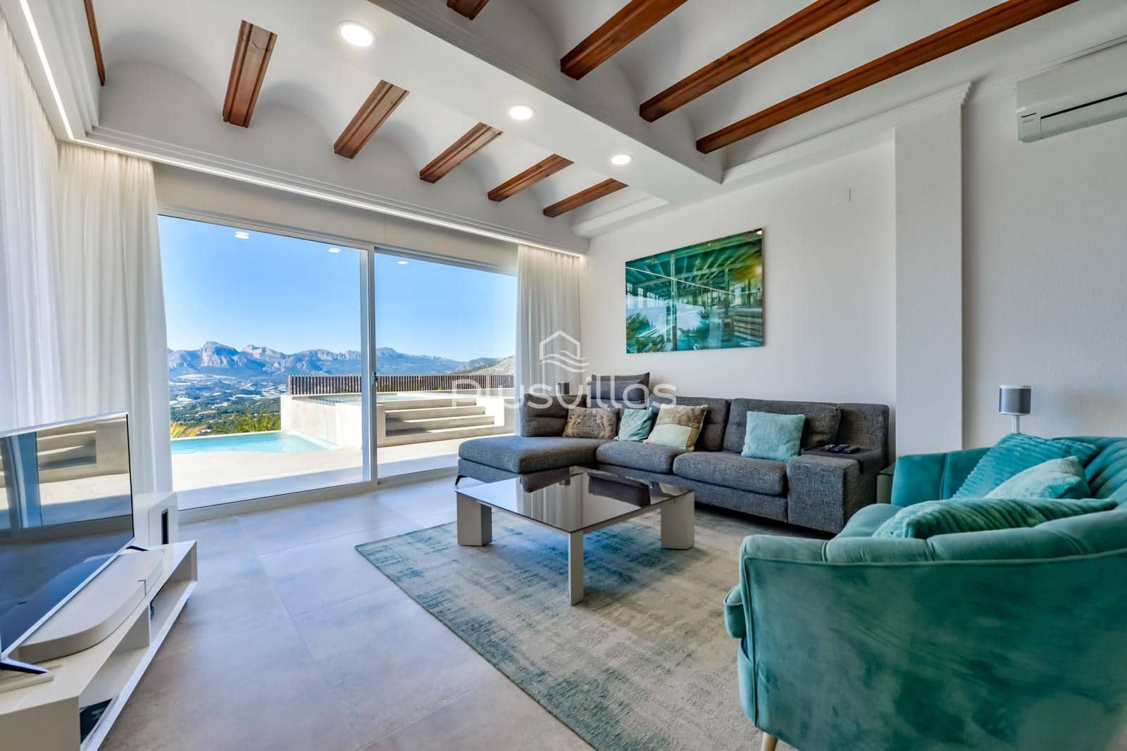 4 bedroom Villa for sale in Altea with pool - € 2,650,000 (Ref: 8862869)