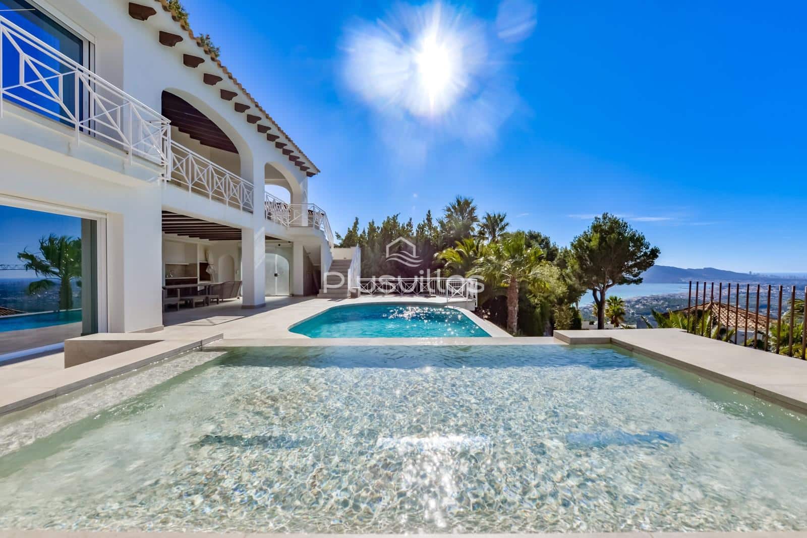 4 bedroom Villa for sale in Altea with pool - € 2,650,000 (Ref: 8862869)