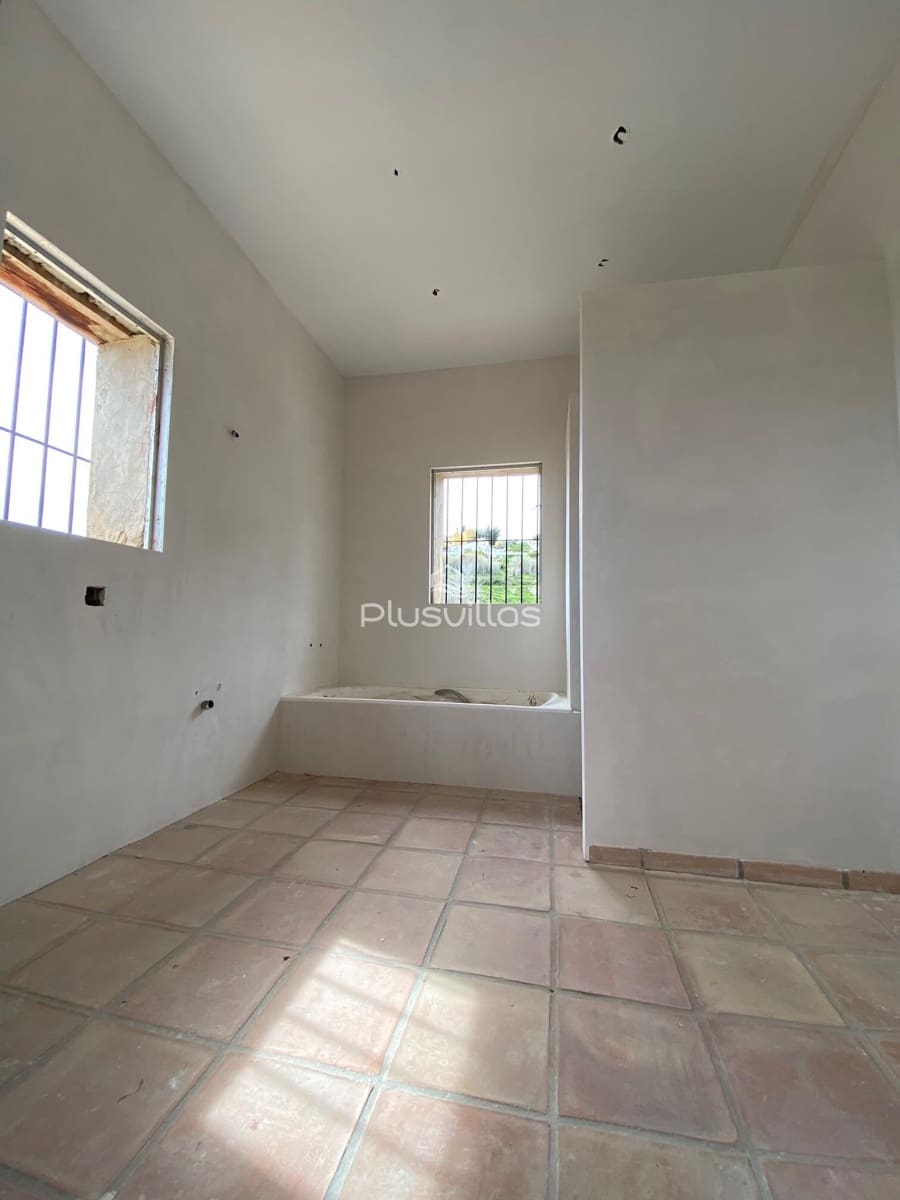 3 bedroom Villa for sale in Benissa with pool - € 577,000 (Ref: 8881933)