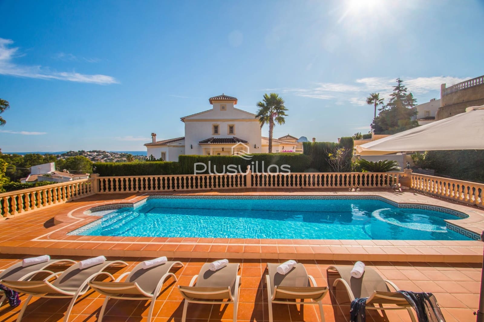 4 Zimmer Villa zu verkaufen in Calpe / Calp mit Pool - 670.000 € (Ref: 8886315)