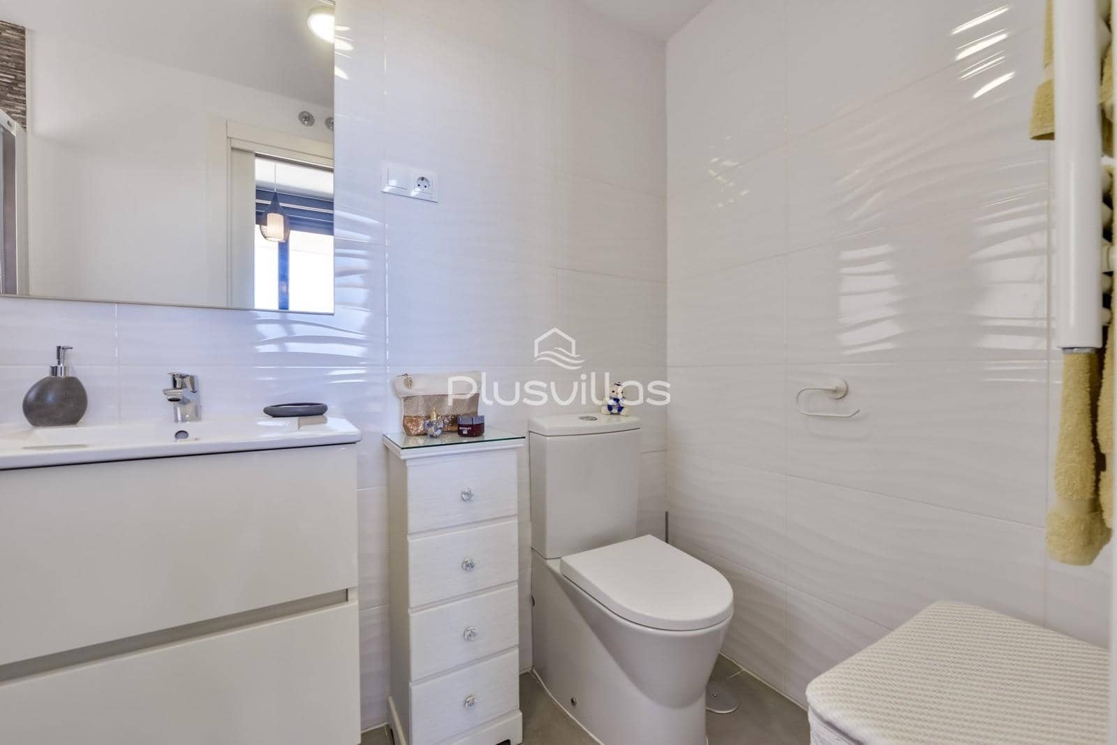 Apartamento de 3 habitaciones en Calpe / Calp en venta con piscina - 699.000 € (Ref: 8893454)