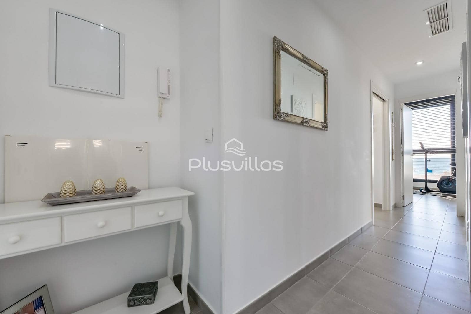 Apartamento de 3 habitaciones en Calpe / Calp en venta con piscina - 699.000 € (Ref: 8893454)