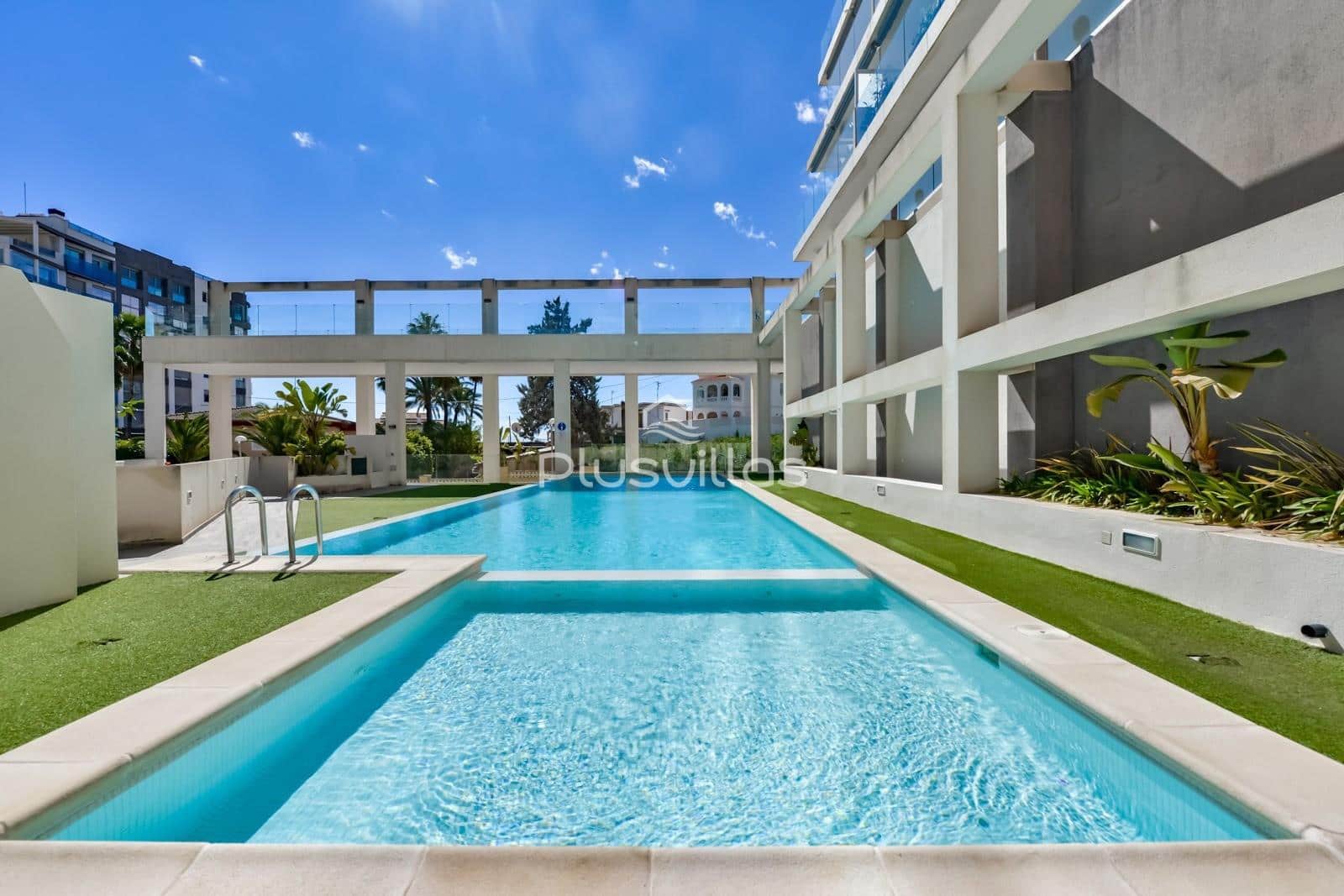 Apartamento de 3 habitaciones en Calpe / Calp en venta con piscina - 699.000 € (Ref: 8893454)