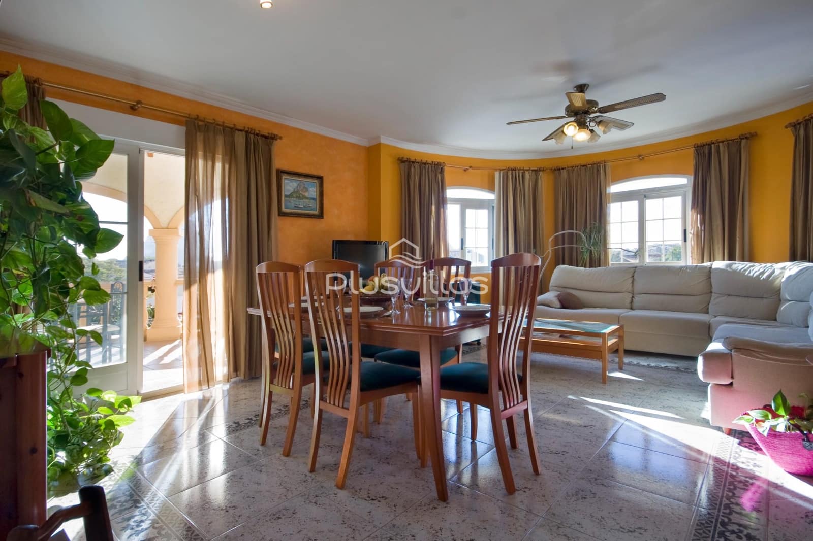 Chalet de 5 habitaciones en Calpe / Calp en venta con piscina - 675.000 € (Ref: 8895029)