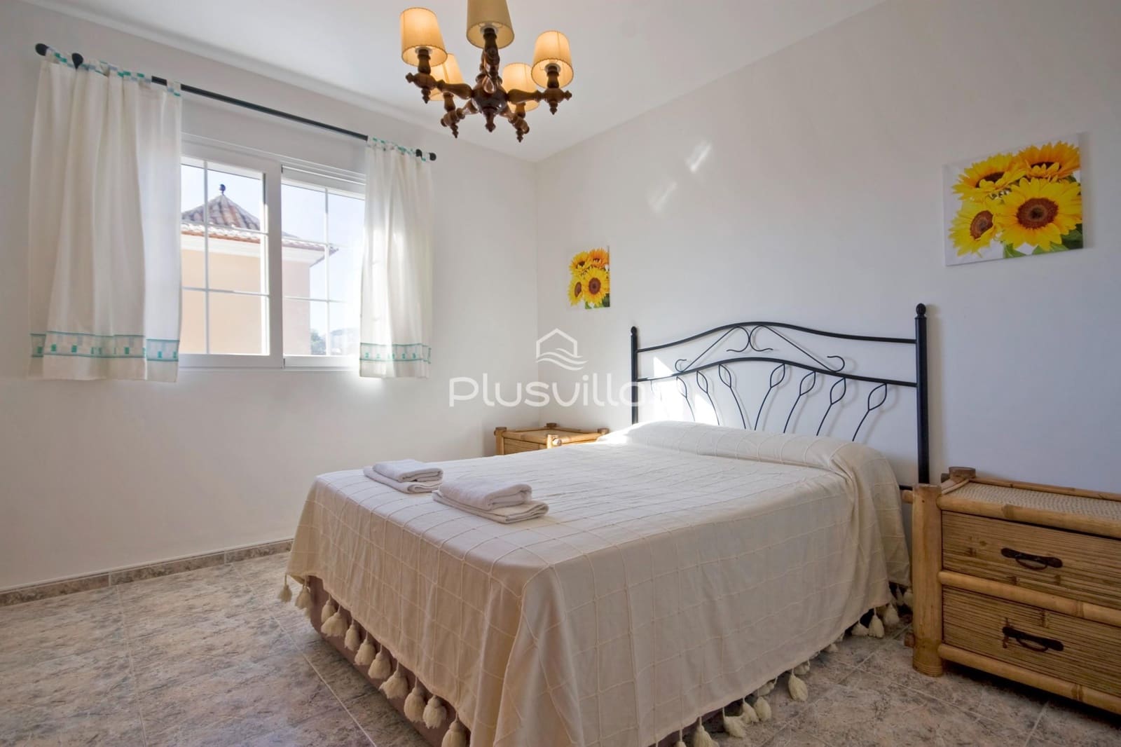 Chalet de 5 habitaciones en Calpe / Calp en venta con piscina - 675.000 € (Ref: 8895029)