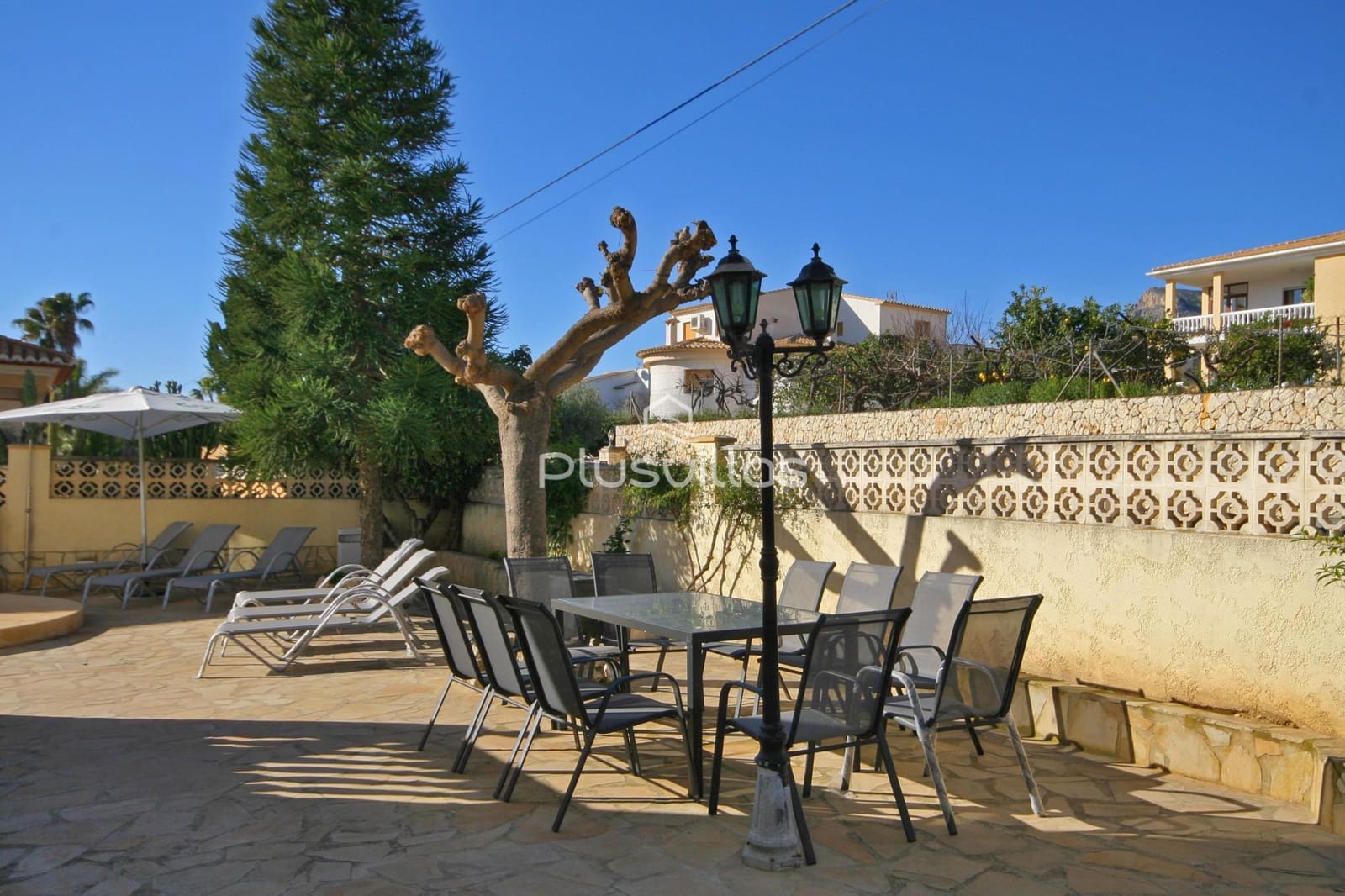 Chalet de 5 habitaciones en Calpe / Calp en venta con piscina - 675.000 € (Ref: 8895029)