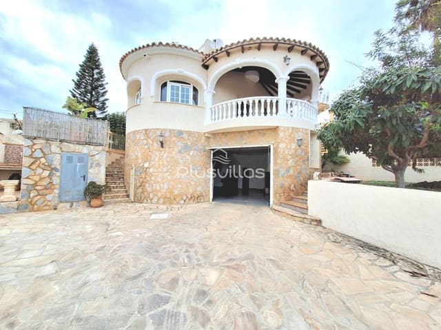Chalet de 5 habitaciones en Gargasindi, Calpe / Calp en venta con piscina - 675.000 € (Ref: 8895029)