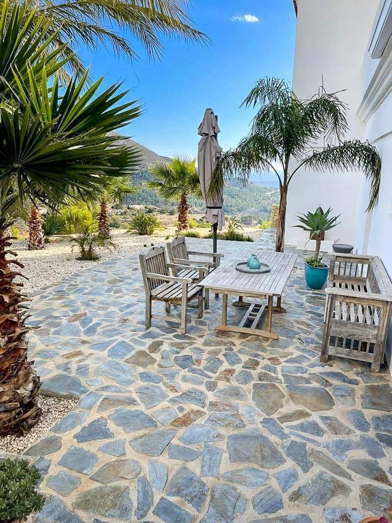 6 soverom Villa til salgs i Finestrat med svømmebasseng - € 2 475 000 (Ref: 8911413)