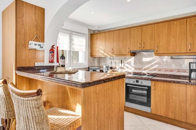 3 sovrum Villa till salu i Pueblo, Calpe / Calp med pool - 725 000 € (Ref: 8911419)