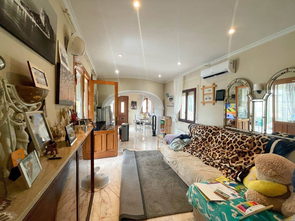 4 chambre Villa/Maison à vendre à Benissa avec piscine - 700 000 € (Ref: 8918291)