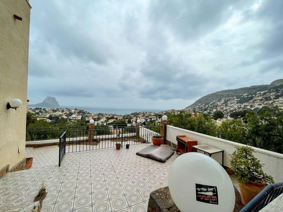 5 soveværelse Villa til salg i Calpe / Calp - € 1.290.000 (Ref: 8921770)