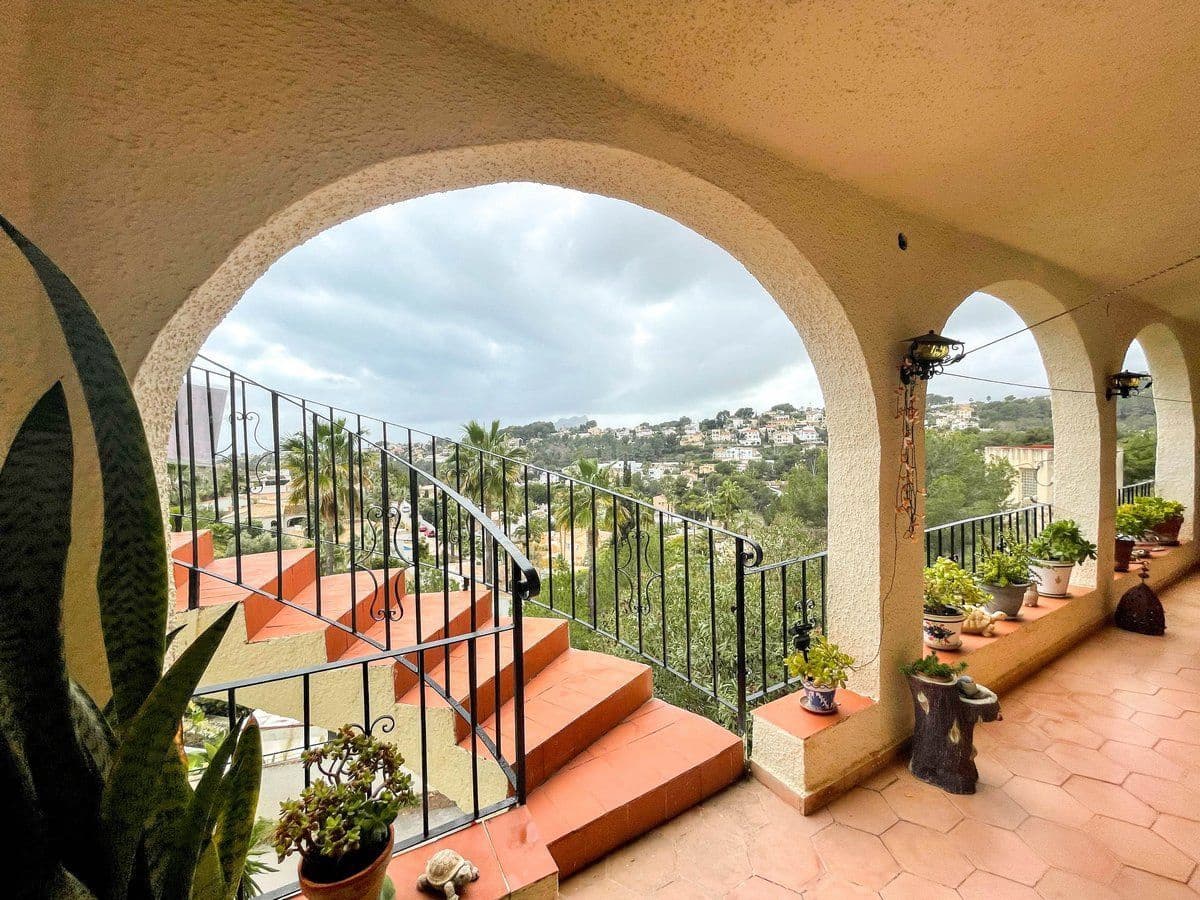 4 bedroom Villa for sale in Benissa with pool - € 695,000 (Ref: 8921771)